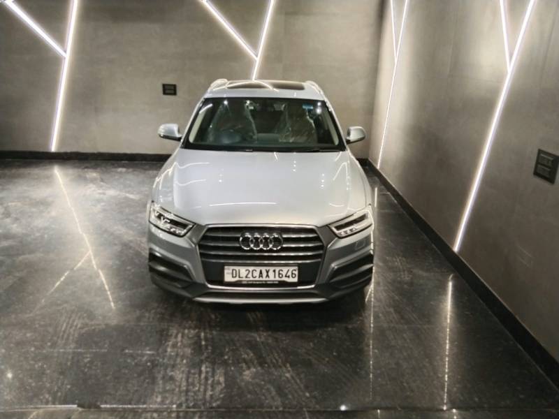 Audi Q3 30 TFSI Premium