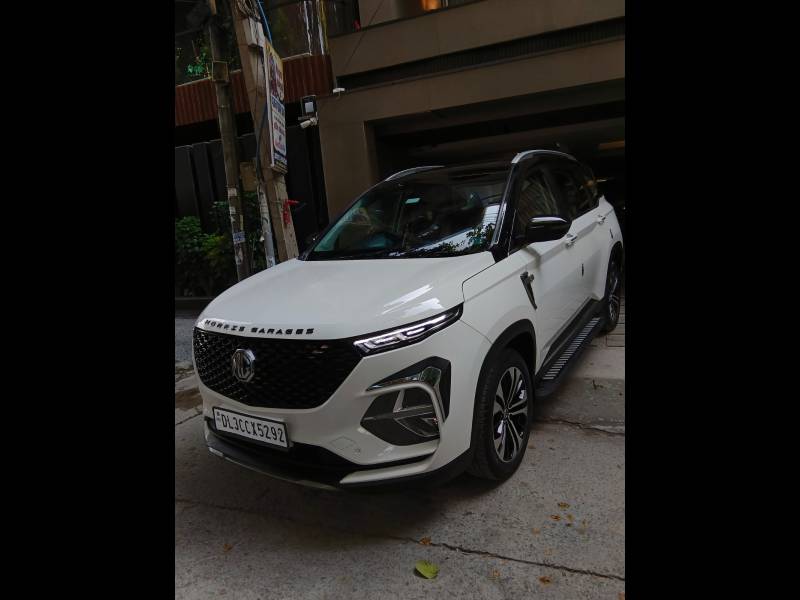 Morris Garage Hector Plus Sharp 1.5 Petrol Turbo CVT 6-STR