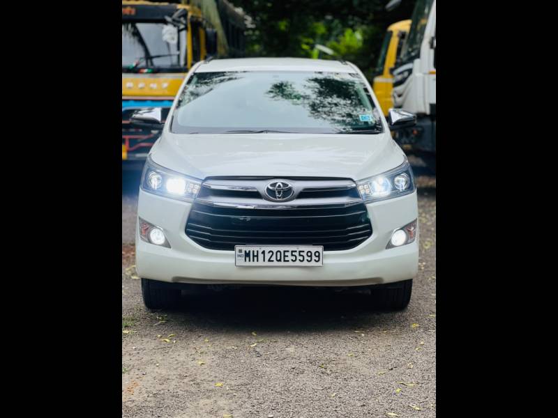 Toyota Innova Crysta 2.8 ZX AT 7 STR