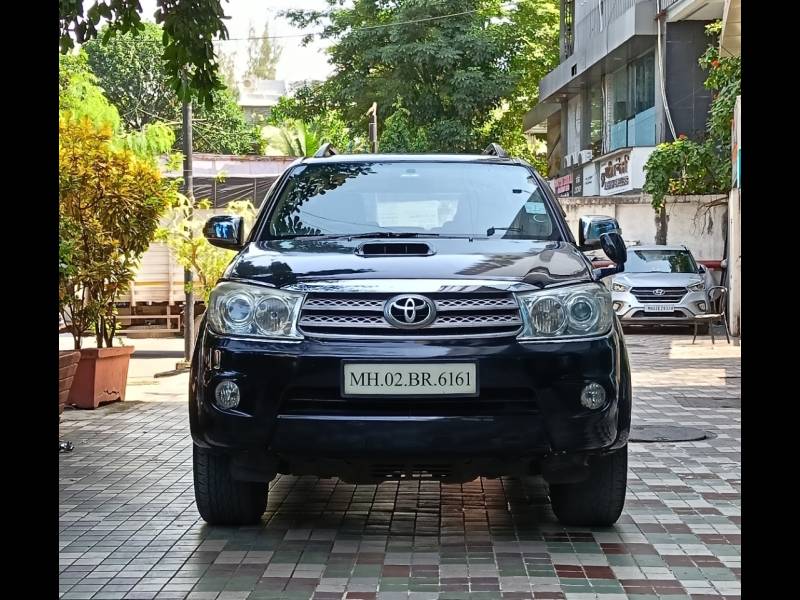 Toyota Fortuner 3.0 MT
