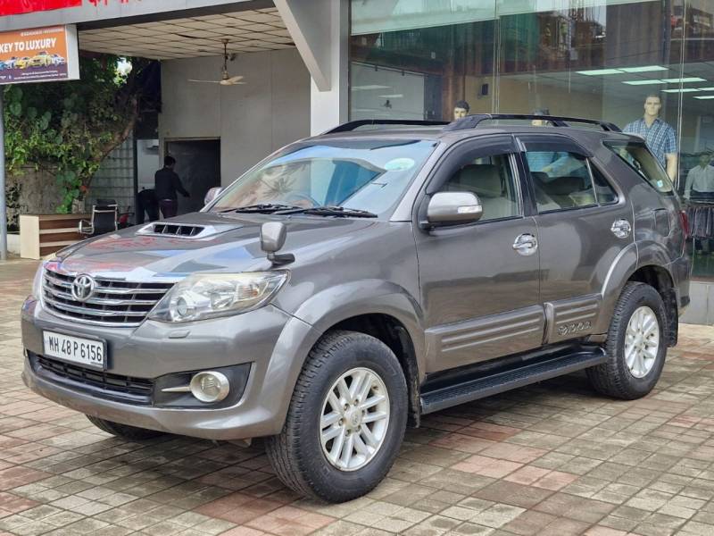 Toyota Fortuner 3.0 4X2 MT