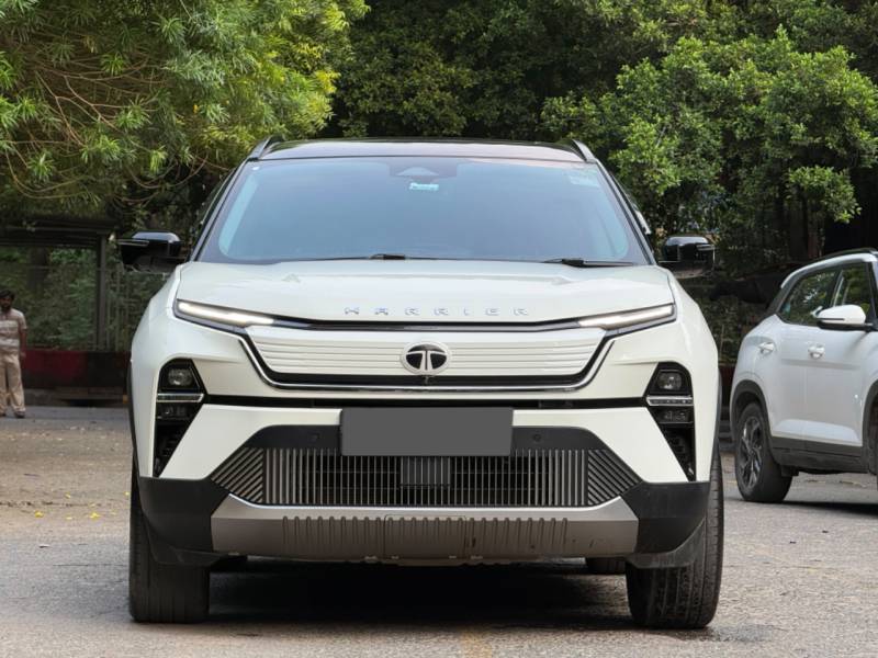 Tata Harrier EV Empowered QWD 75 7.2kW ACFC