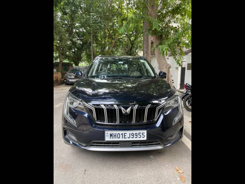Mahindra XUV700 AX7 Luxury Pack Diesel AT AWD 7 STR