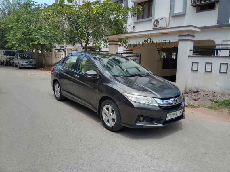 Honda City V 1.5L i-VTEC
