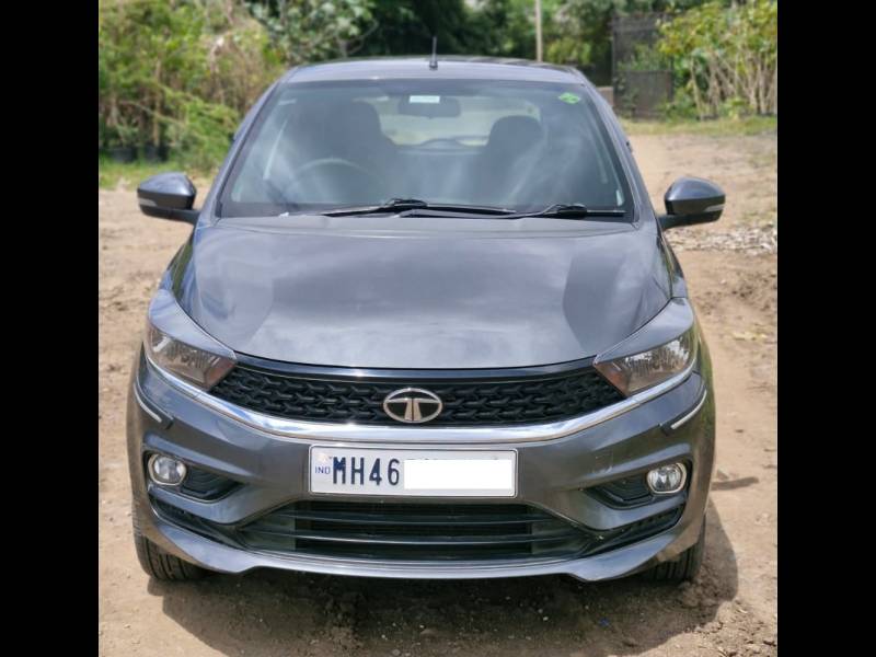 Tata Tiago XE