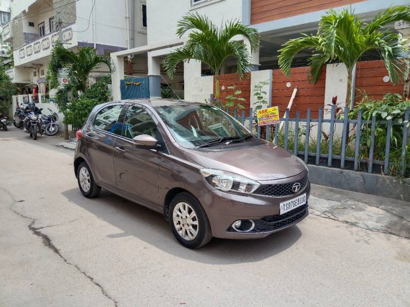 Tata Tiago Revotron XZA