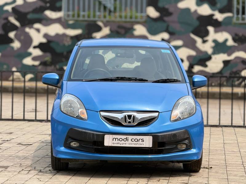 Honda Brio V MT