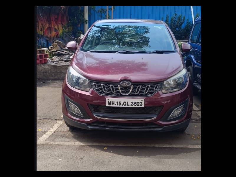 Mahindra Marazzo M8 7 STR