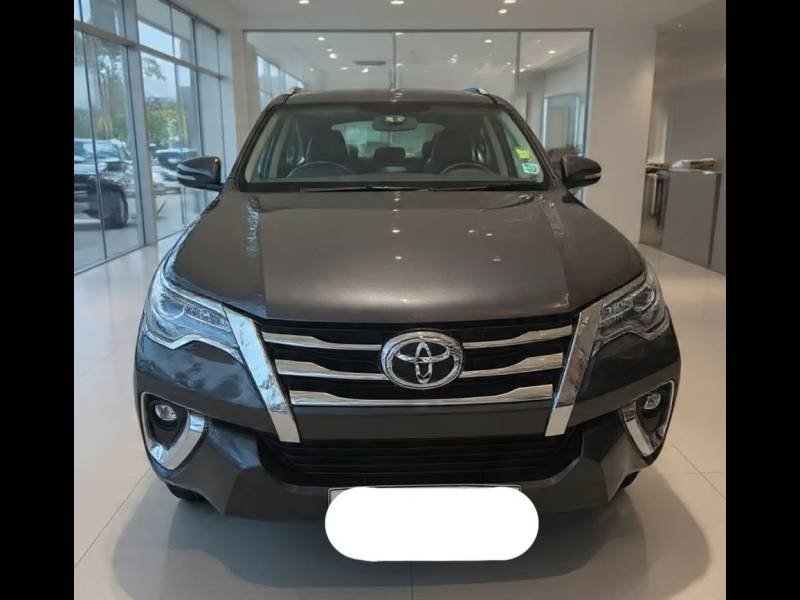 Toyota Fortuner 2.8 4x2 AT