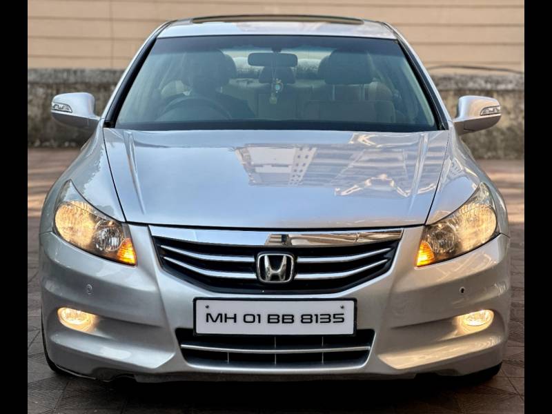 Honda Accord 2011 2.4 AT