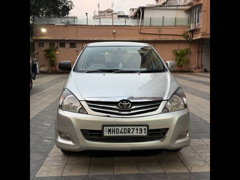 Toyota Innova 2.5 G (Diesel) 8 STR Euro3