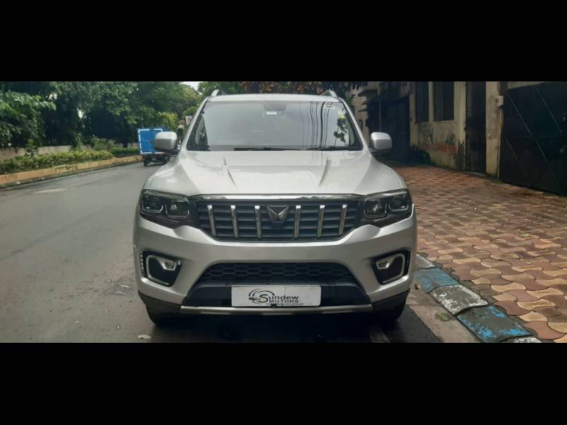 Mahindra Scorpio-N Z8 Diesel MT 2WD 7 STR