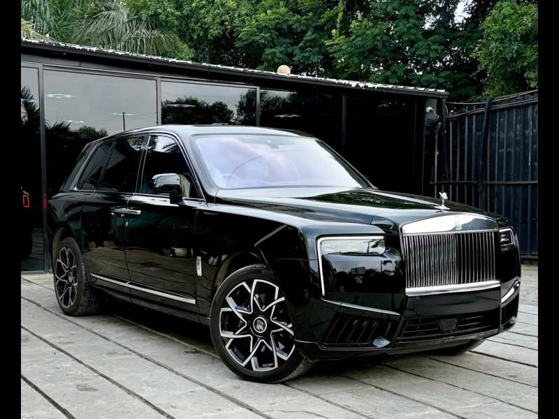 Rolls Royce Cullinan SUV
