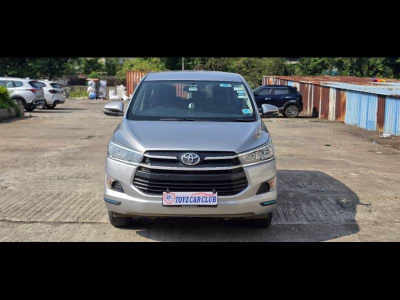 Toyota Innova Crysta GX 2.4 8 STR