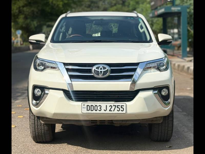 Toyota Fortuner 2.8 4x2 AT