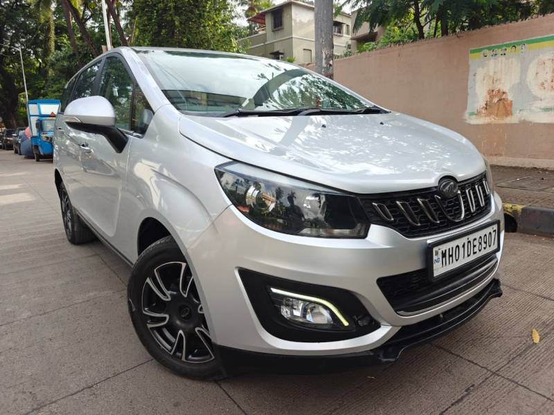 Mahindra Marazzo M8 7 STR