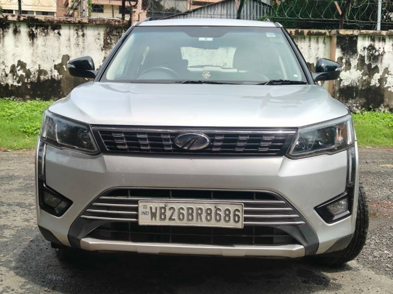 Mahindra XUV 300 W8 (O) 1.5 Diesel