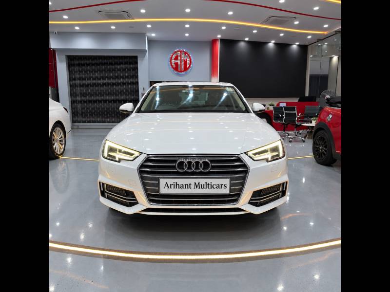 Audi A4 30 TFSI Technology Pack