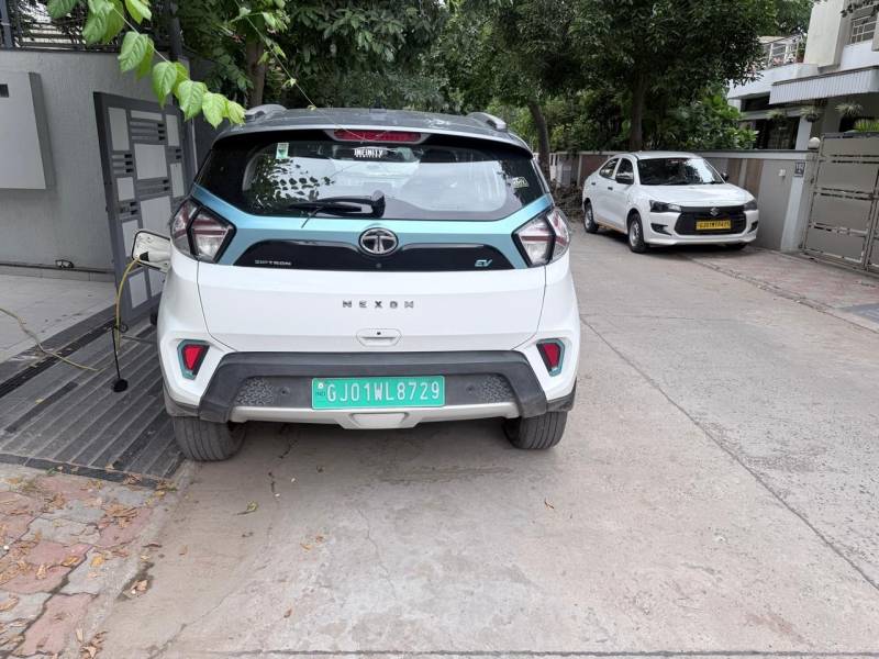 Tata Nexon EV XZ Plus LUX