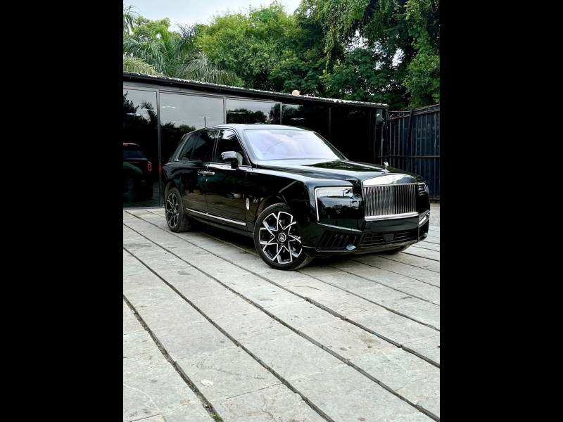 Rolls Royce Cullinan SUV