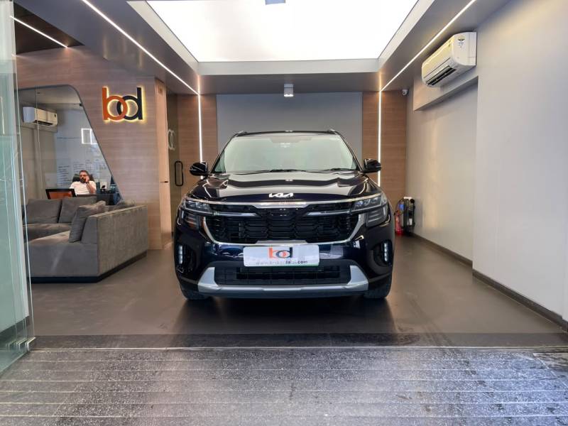 Kia Seltos HTX (O) Petrol 1.5L Automatic (CVT)