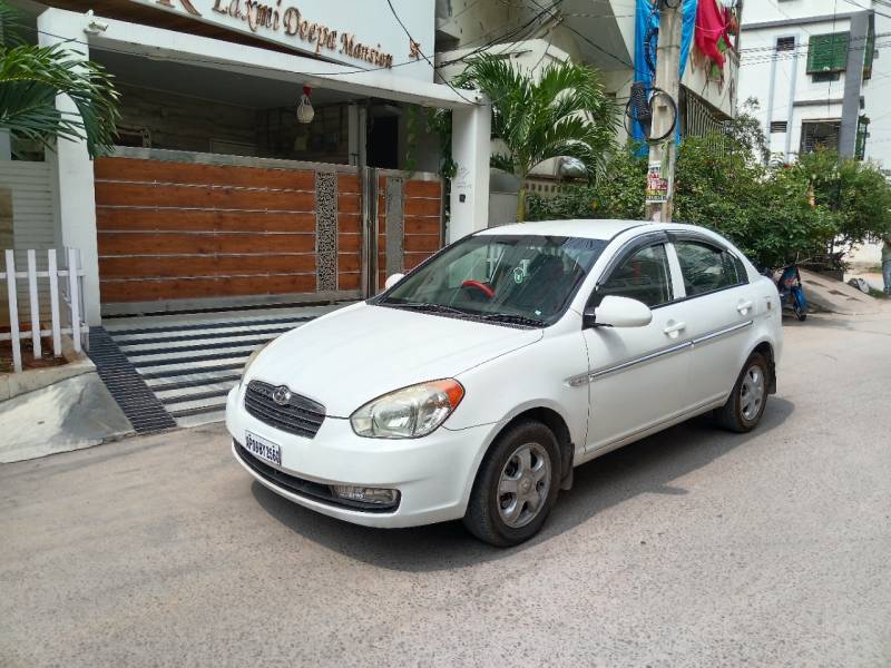 Hyundai Verna VGT CRDi SX