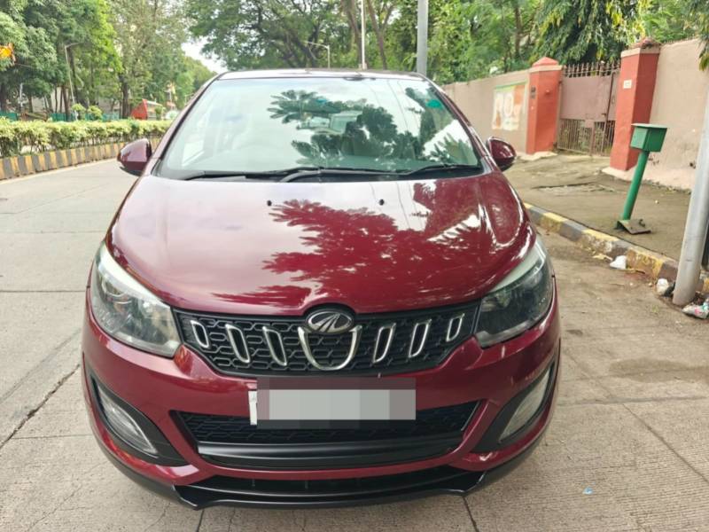 Mahindra Marazzo M8 7 STR