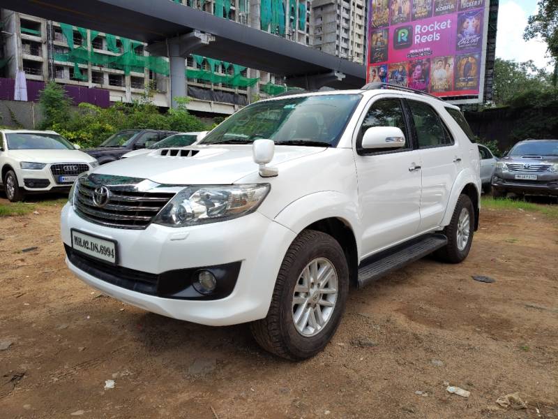 Toyota Fortuner 3.0 4X4 MT