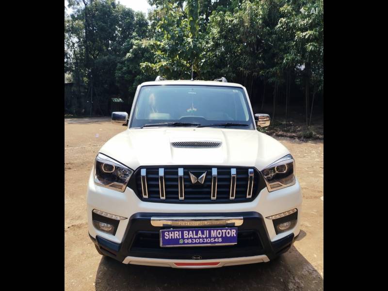 Mahindra Scorpio Classic S11 MT 7S