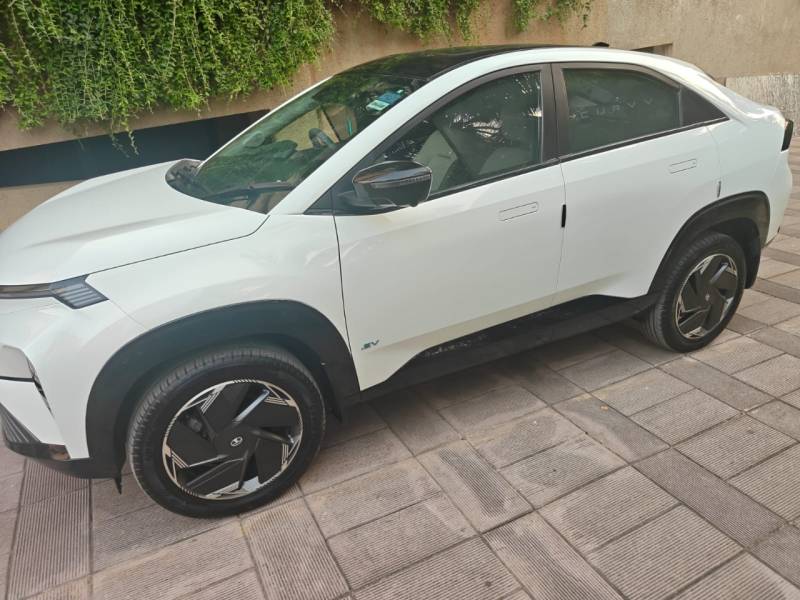 Tata Curvv EV Empowered Plus A 55