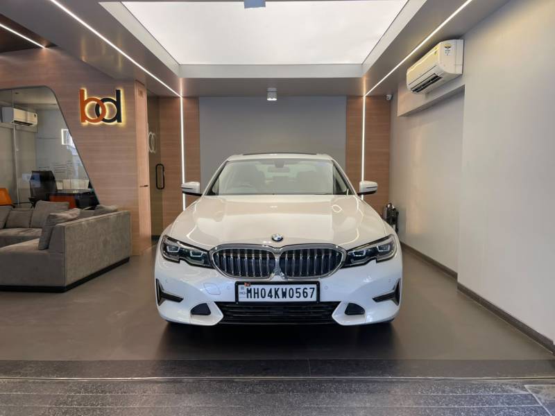 BMW 3 Series Gran Limousine 330Li Luxury Line