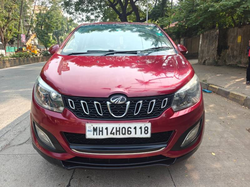 Mahindra Marazzo M8 7 STR