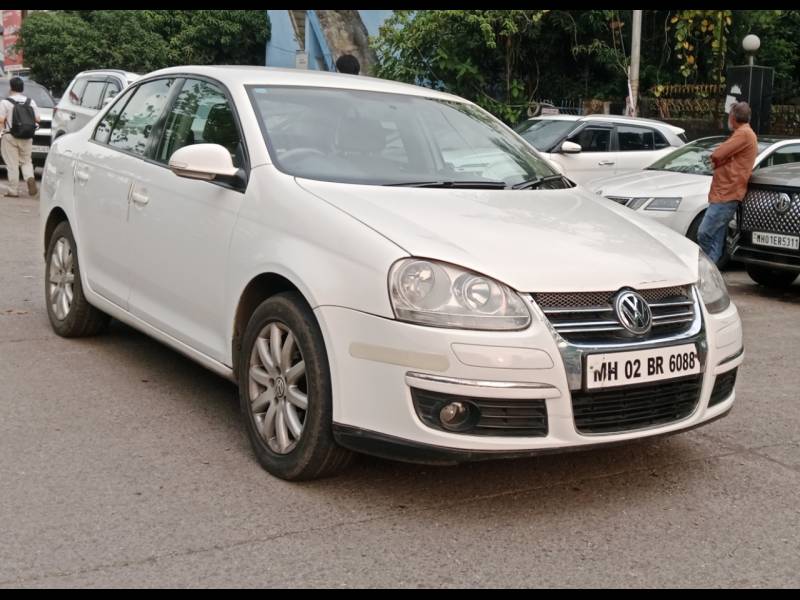 Volkswagen Jetta 2.0L CR TDI (MT) Comfortline