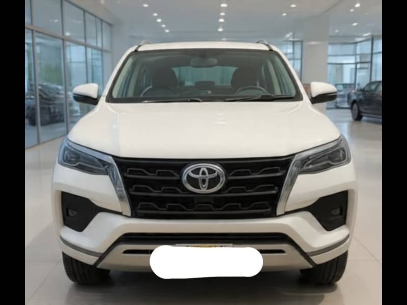 Toyota Fortuner 4X2 AT 2.8 Diesel