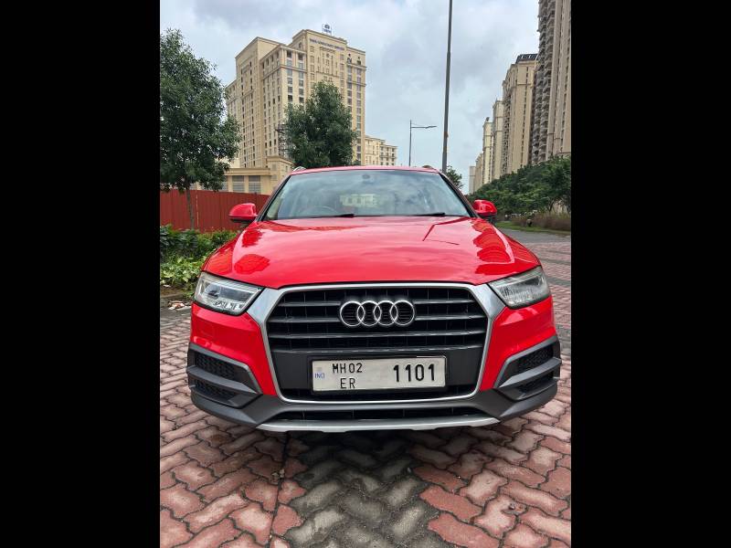 Audi Q3 30 TDI