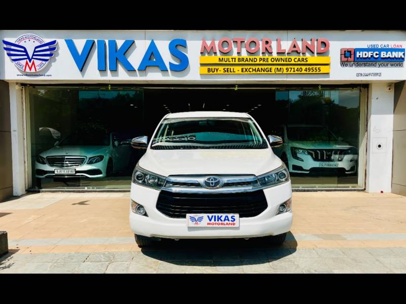 Toyota Innova Crysta 2.8 ZX AT 7 STR