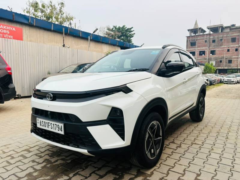 Tata Nexon Creative Plus (S) 1.2 6AMT