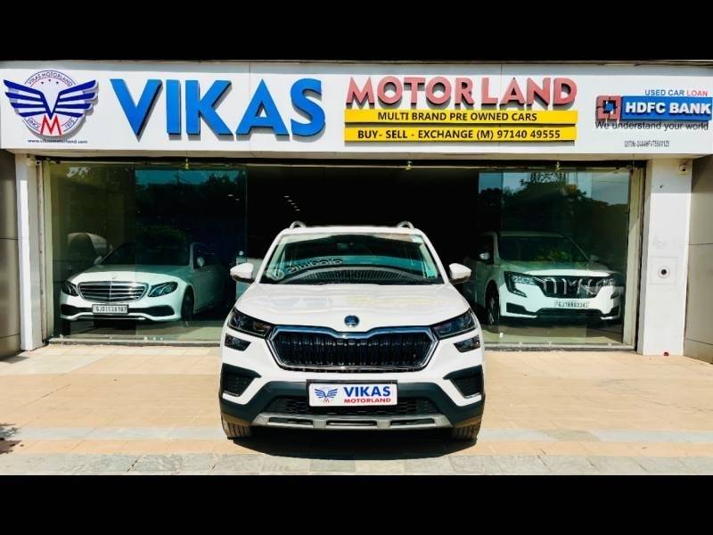Skoda Kushaq Style 1.5L TSI DSG (6 Airbags)