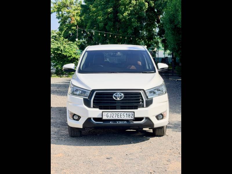 Toyota Innova Crysta GX 7 STR
