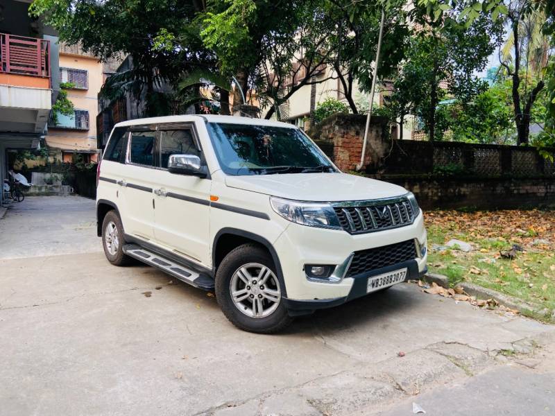 Mahindra Bolero Neo N10 R