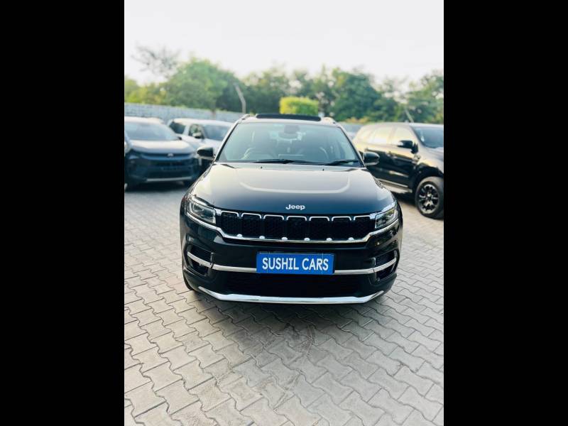 Jeep Meridian Limited (O) 4X2 AT