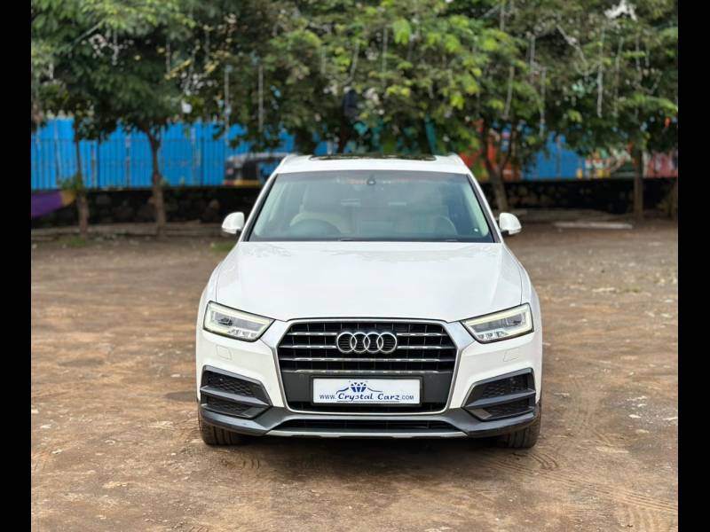 Audi Q3 35 TDI quattro Premium Plus