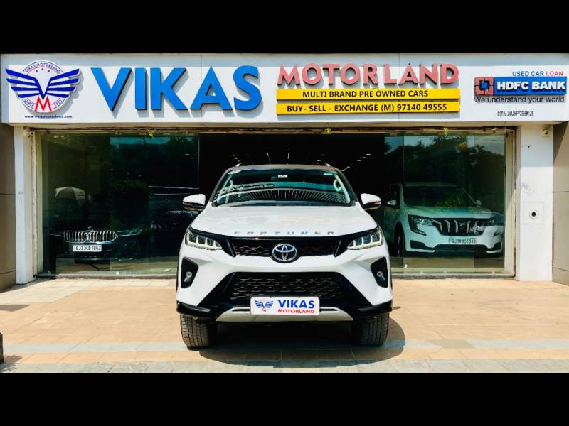Toyota Fortuner Legender 2.8 4X2 AT