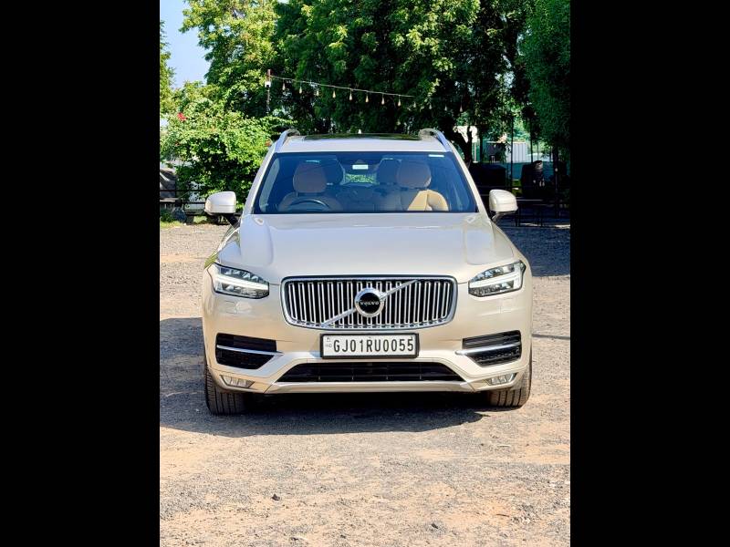Volvo XC90 Momentum Luxury