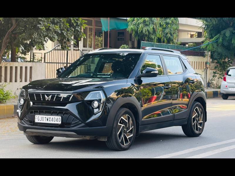 Mahindra XUV 3XO AX7 1.5 Diesel
