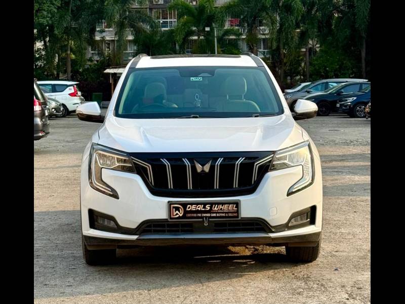 Mahindra XUV700 AX 7 Luxury Pack Diesel AT 7 STR