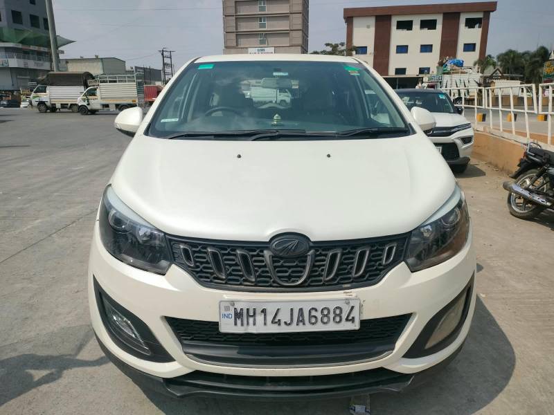 Mahindra Marazzo M8 7 STR