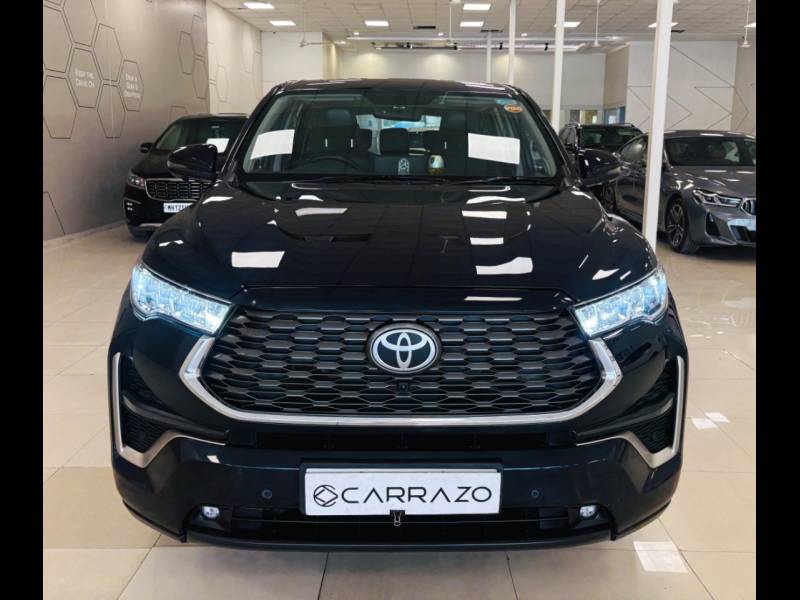 Toyota Innova Hycross ZX Hybrid 7 STR