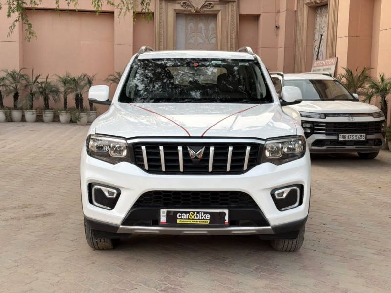 Mahindra Scorpio-N Z6 2WD Diesel 2.2L Turbo Manual 7 STR