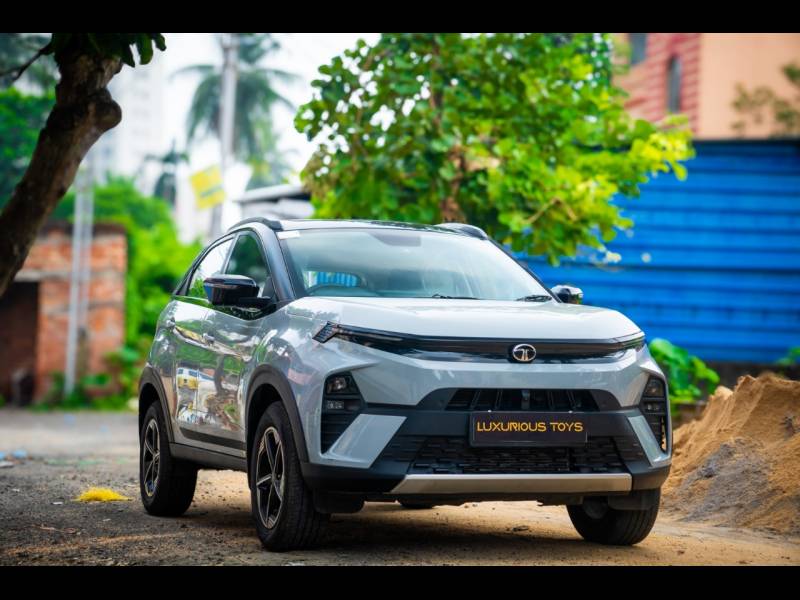 Tata Nexon Creative Plus (PS) 1.2 Petrol DCA Dual Tone